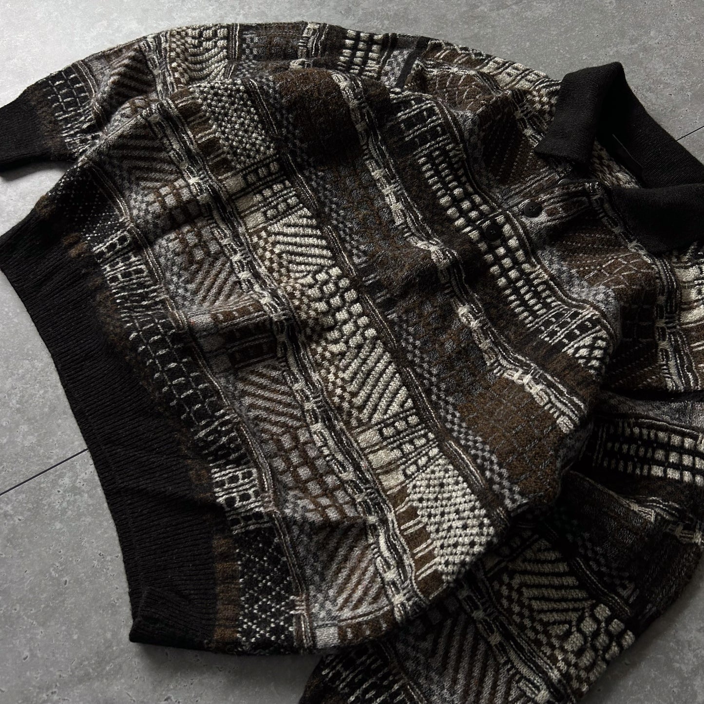 Vintage Geometric Jacquard Polo Knit Sweater - Disc 2000