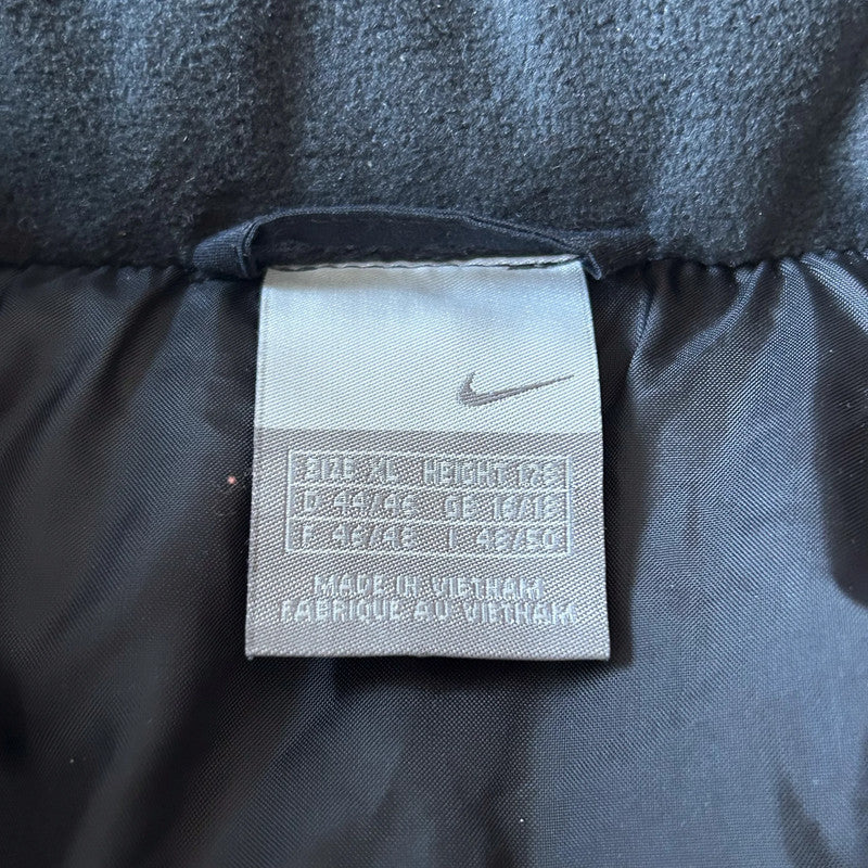 Vintage Black Nike Puffer Jacket