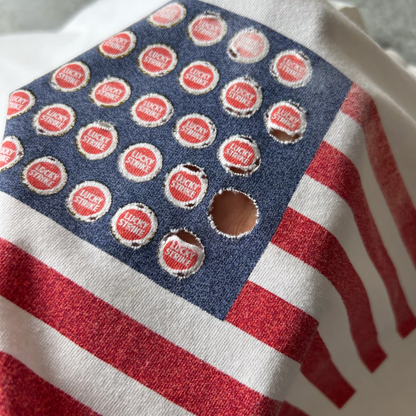 Vintage Lucky Strike American Flag Graphic T-Shirt