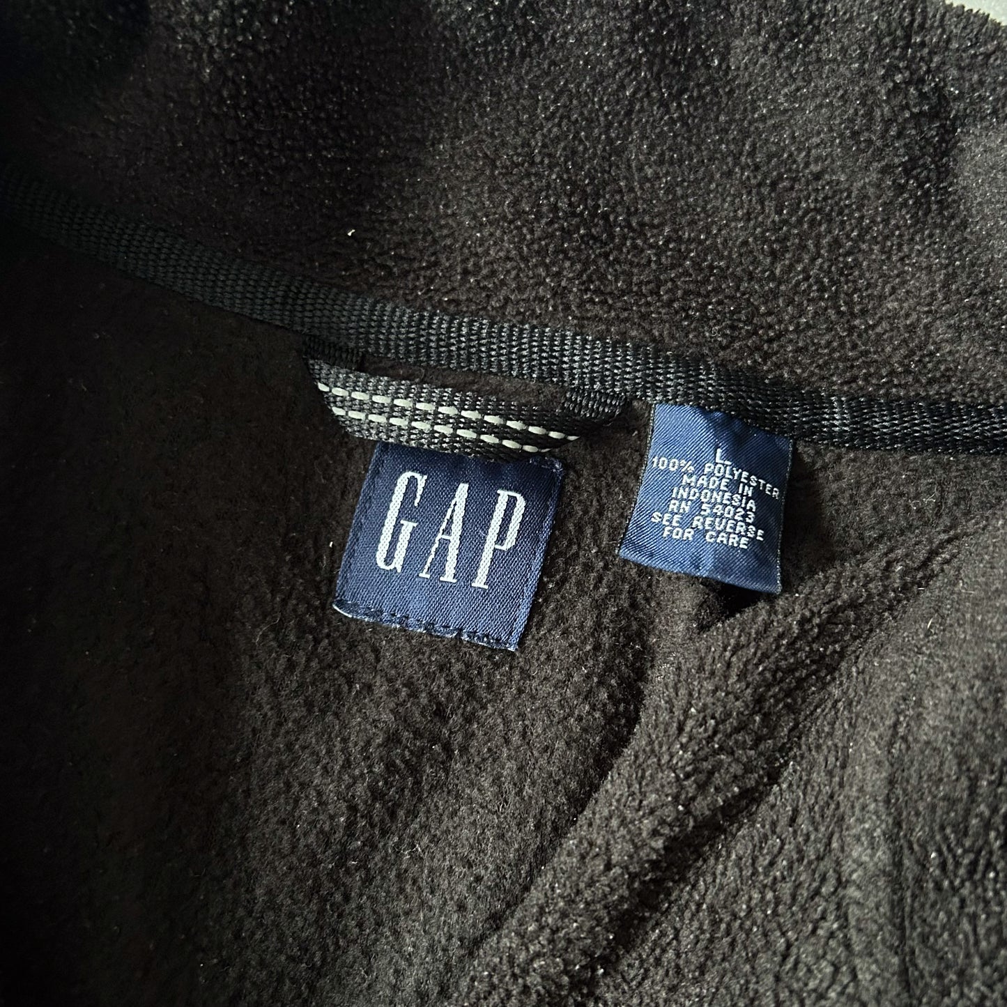 GAP Men's Black Fleece Half-Zip Pullover with Chest Pocket