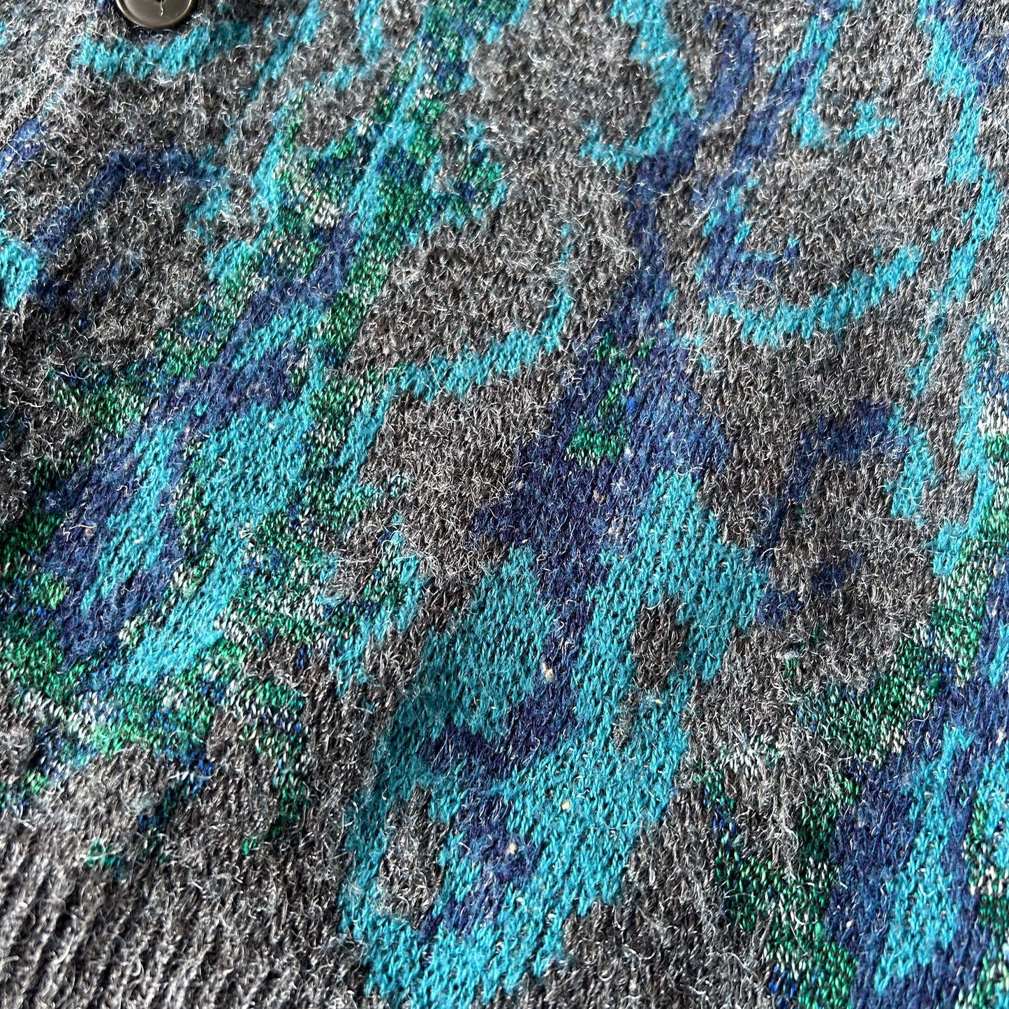Grey & Teal Abstract Pattern Knit Cardigan, Men's V-Neck Button Front