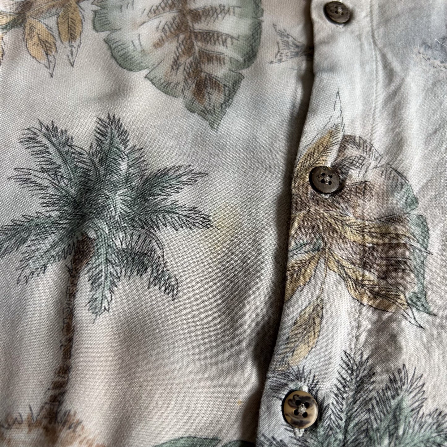 Vintage Batik Bay Tropical Print Button-Up Shirt