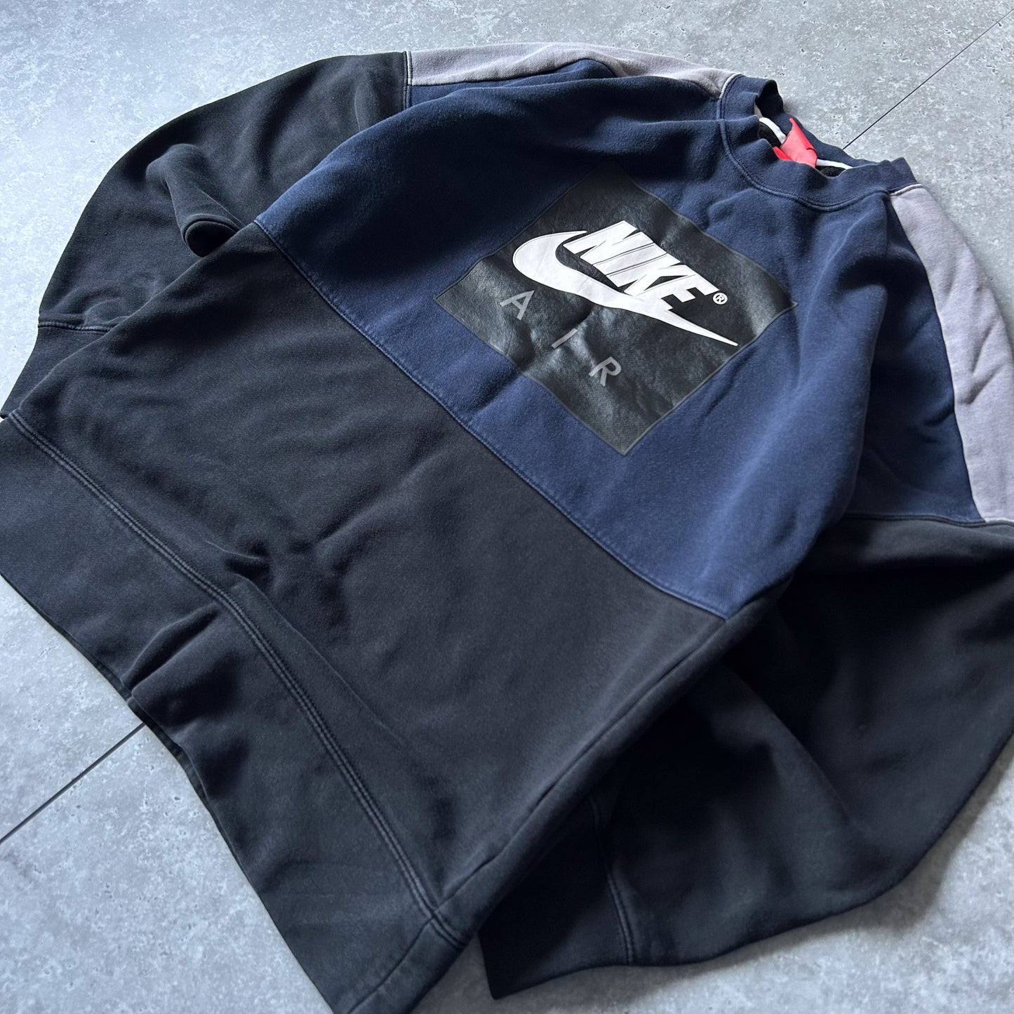Nike Air Crew Sweatshirt in Navy