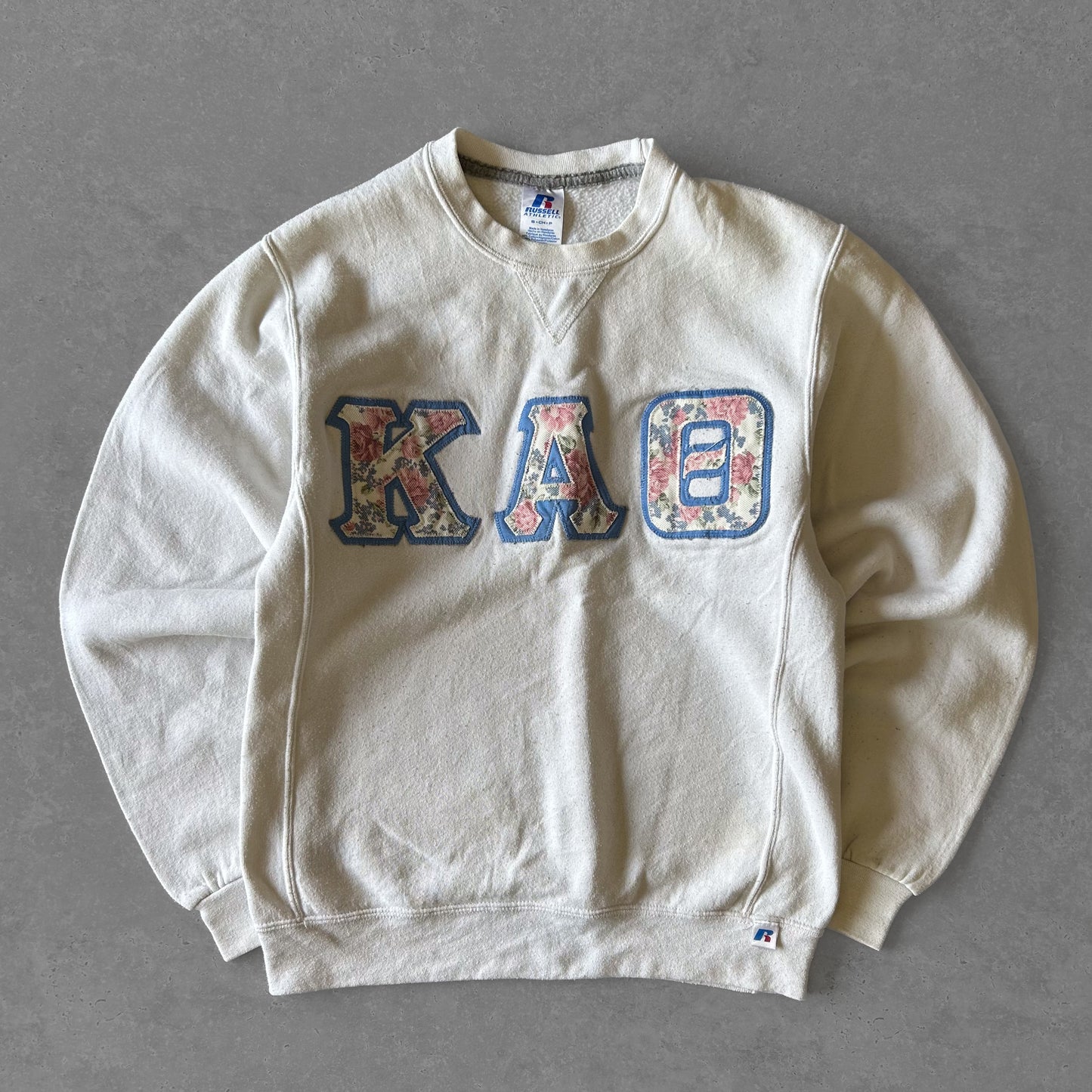 Vintage Floral Graphic Sweatshirt