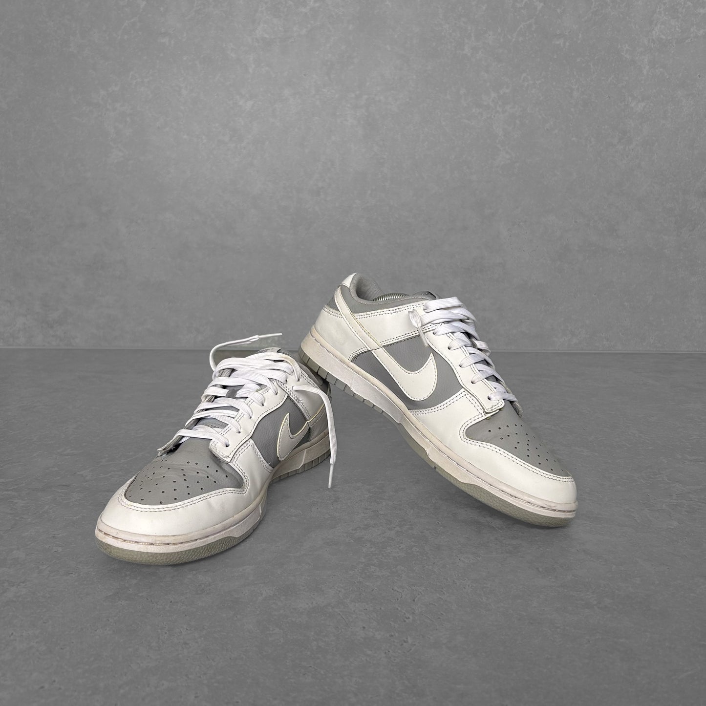 Nike Dunk Low Retro Sneakers