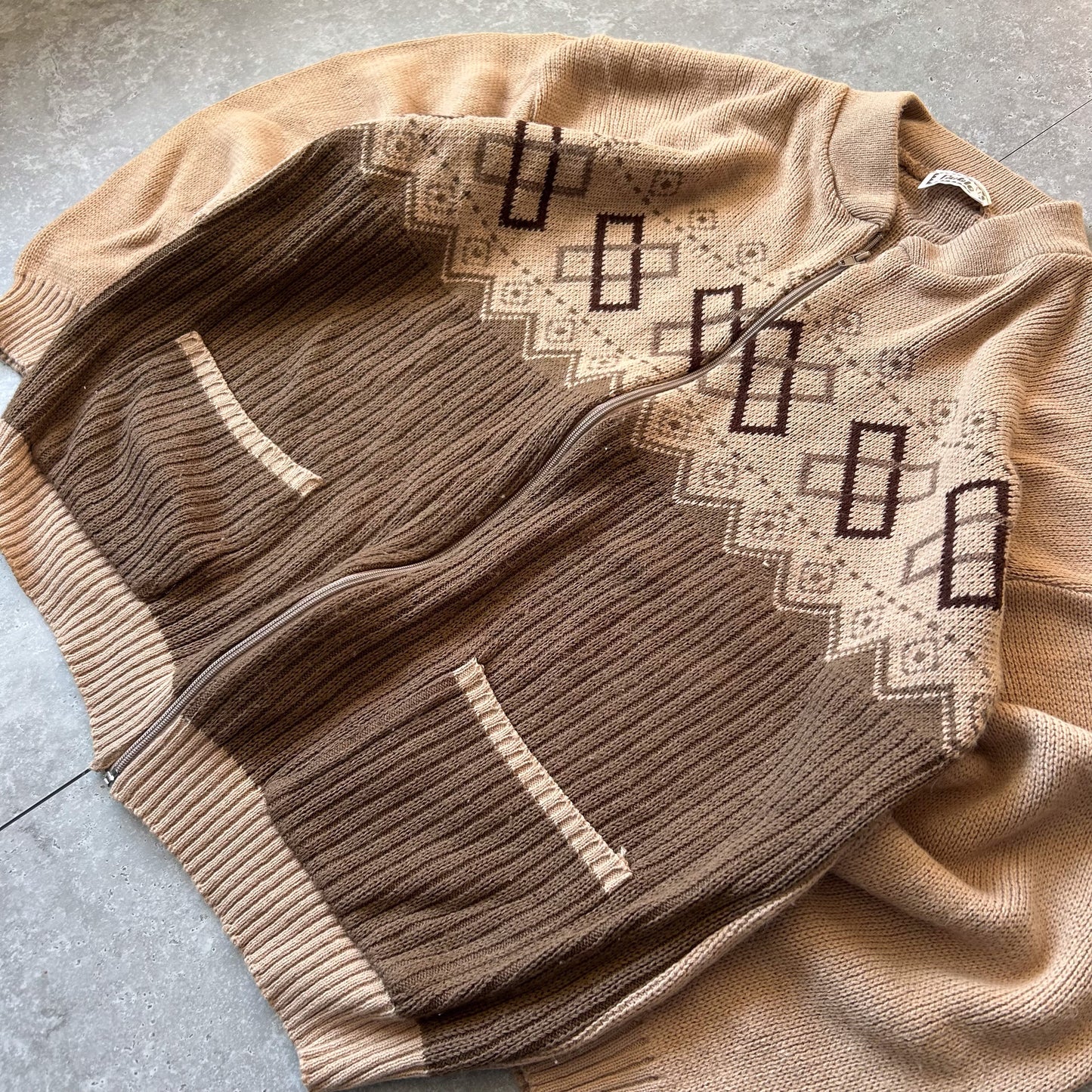 Vintage Noble Knitted Zip-Up Cardigan
