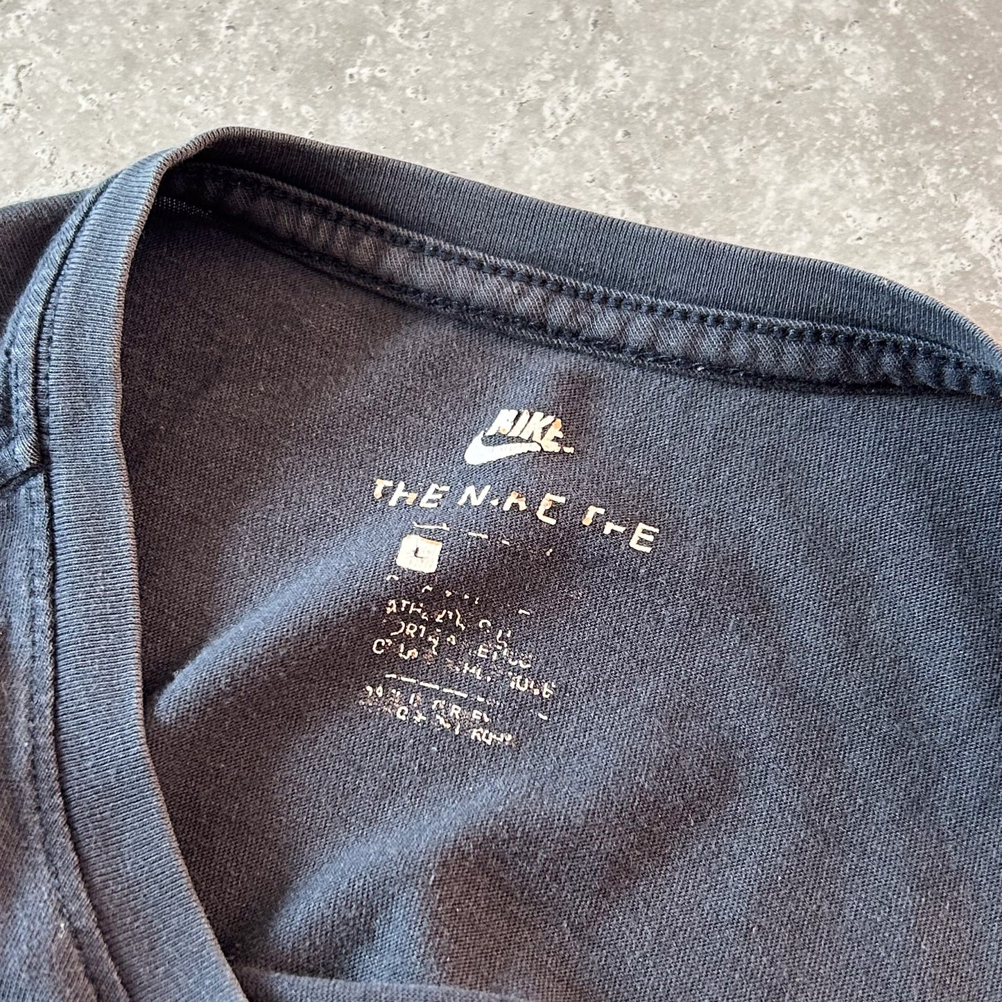 Nike Men's Classic Graphic T-Shirt in Black