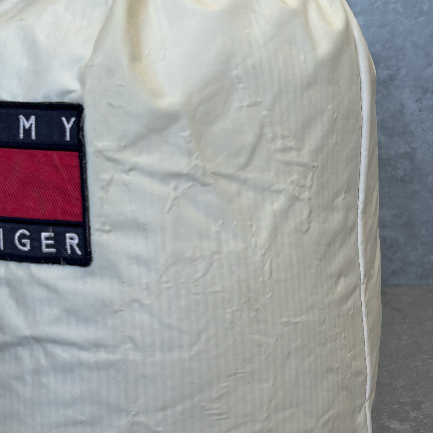 Tommy Hilfiger Drawstring Bag