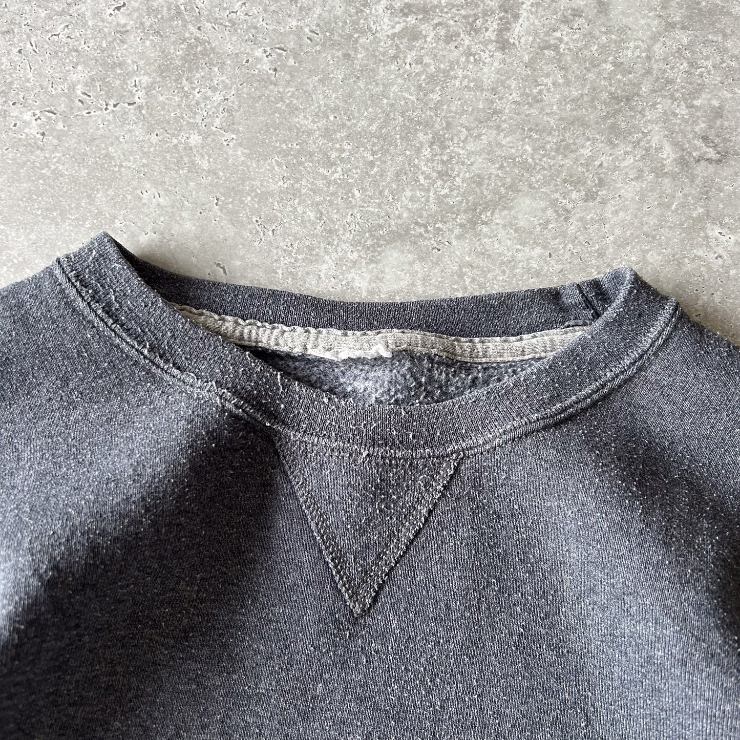 Vintage Blank Russell Athletic Crewneck Sweatshirt