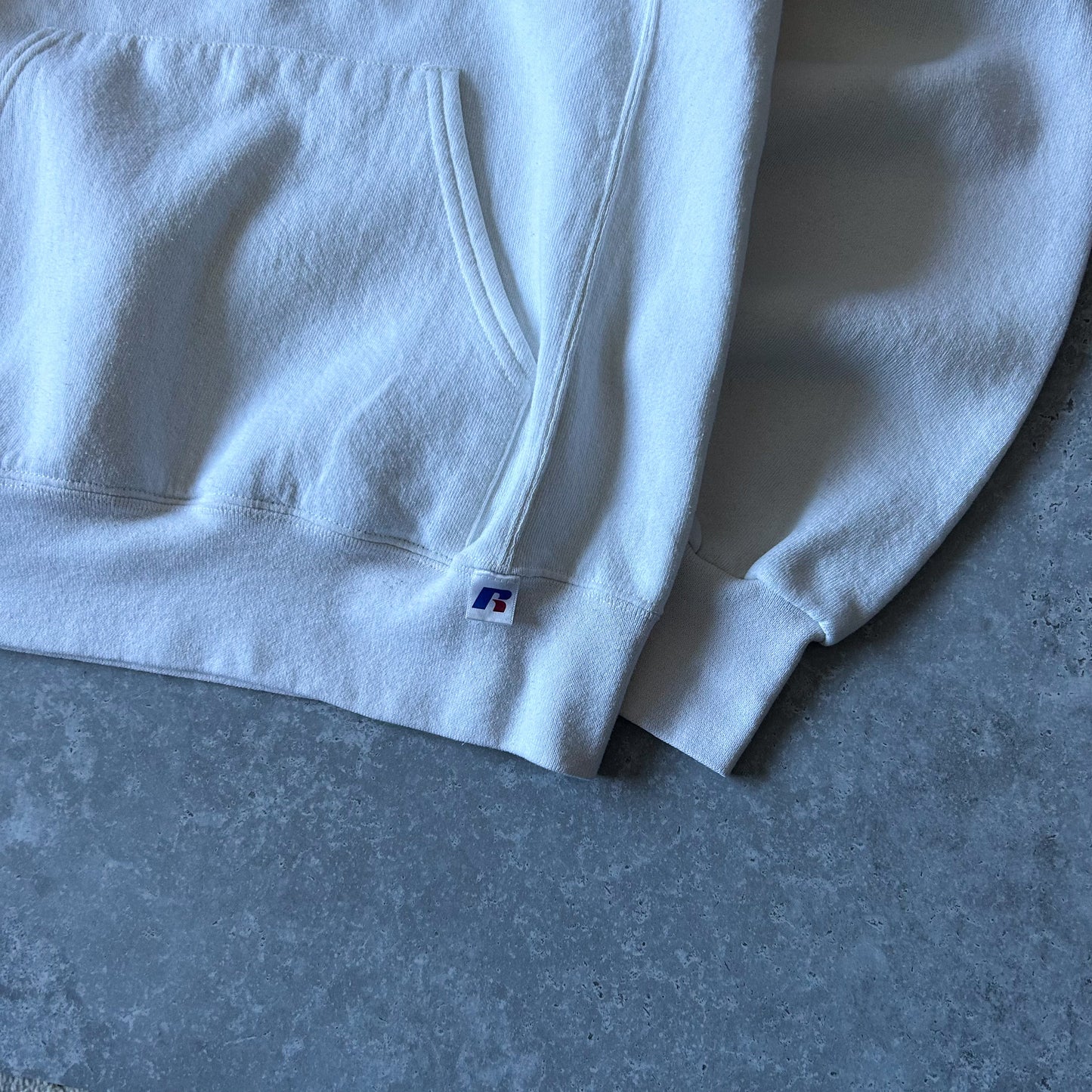 2000s - vintage russell athletic'dalhousie university' boxy embroidered hoodie