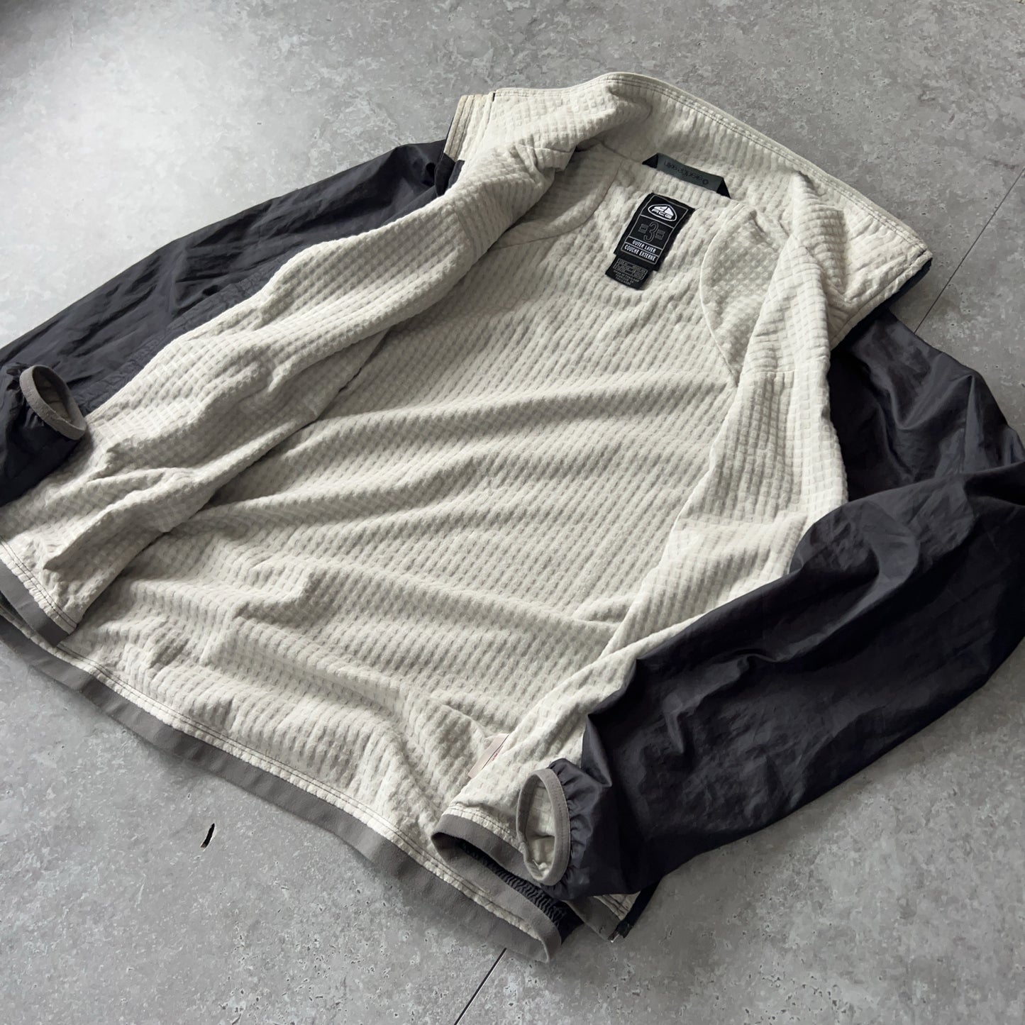 Vintage Women's Nike Acg Jacket