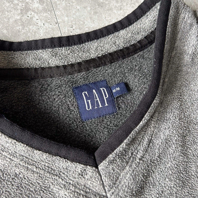 Vintage Men's Gap Sweatshirt