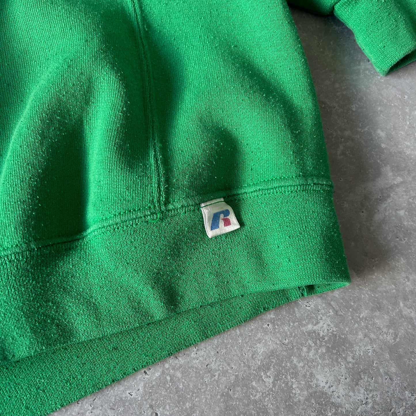 1990s - vintage russell athletic green blank hooded sweatshirt