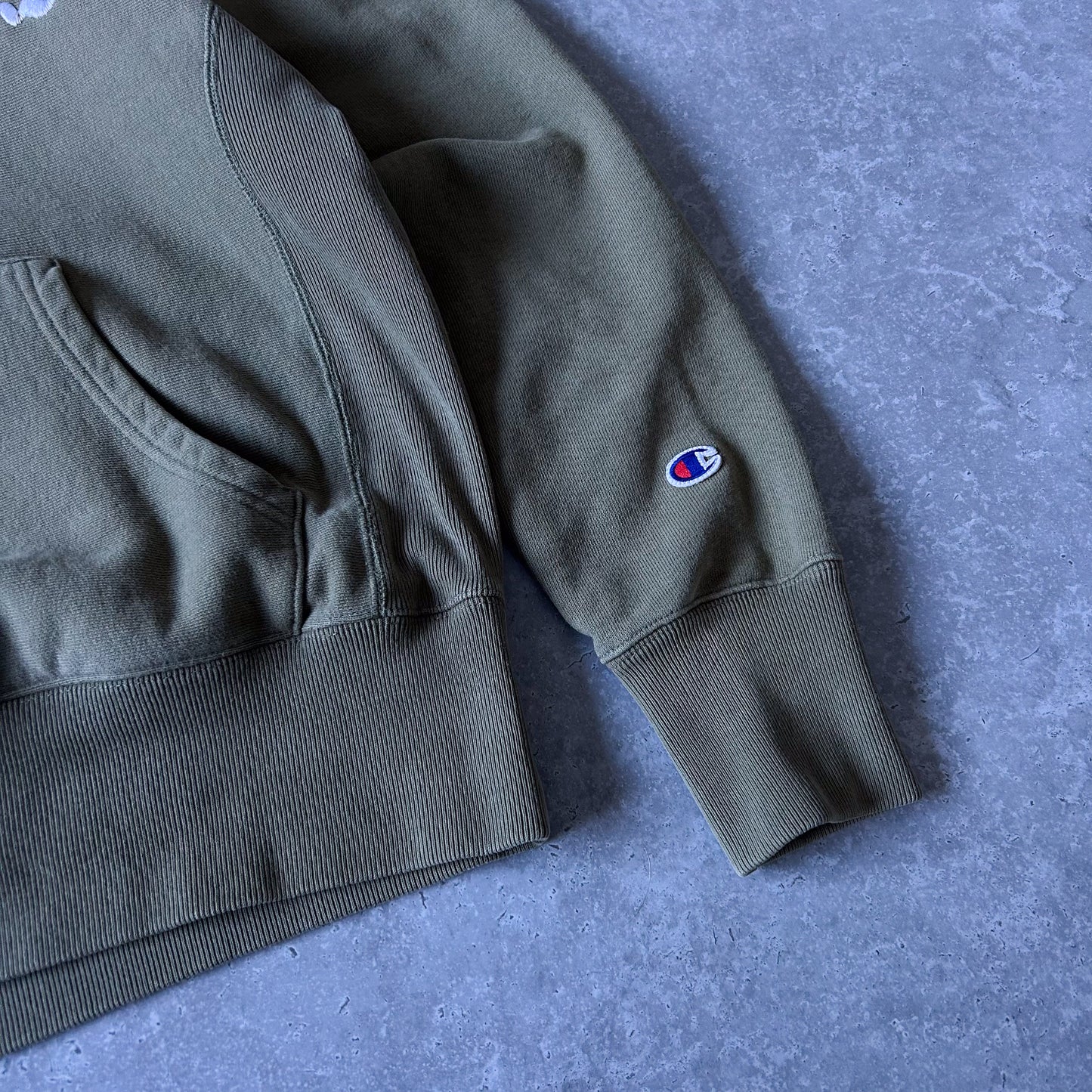 2000s | Vintage Champion Reverse Weave Hoodie