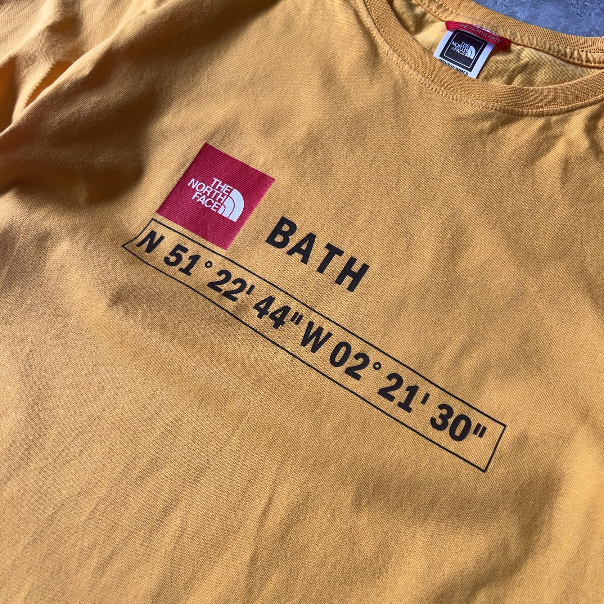 Pre Loved Men's The North Face Bath Tee