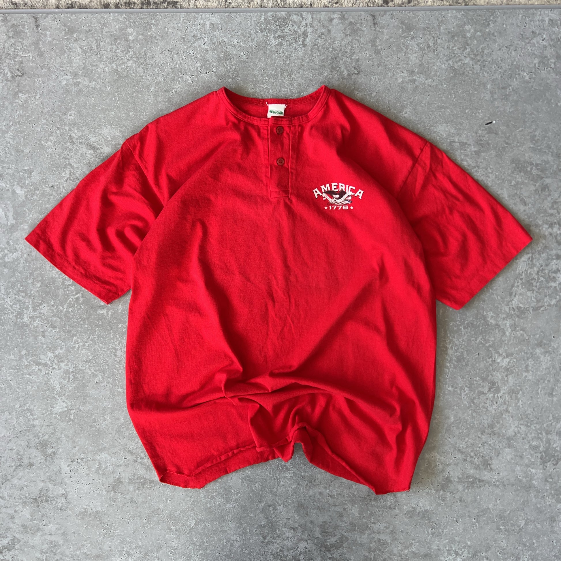 Vintage Men's New South America Tee