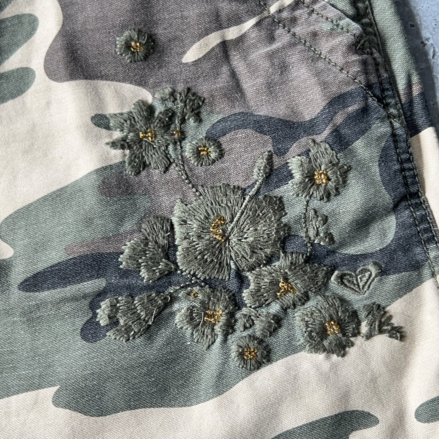 Vintage Women's Roxy Camouflage floral Skirt