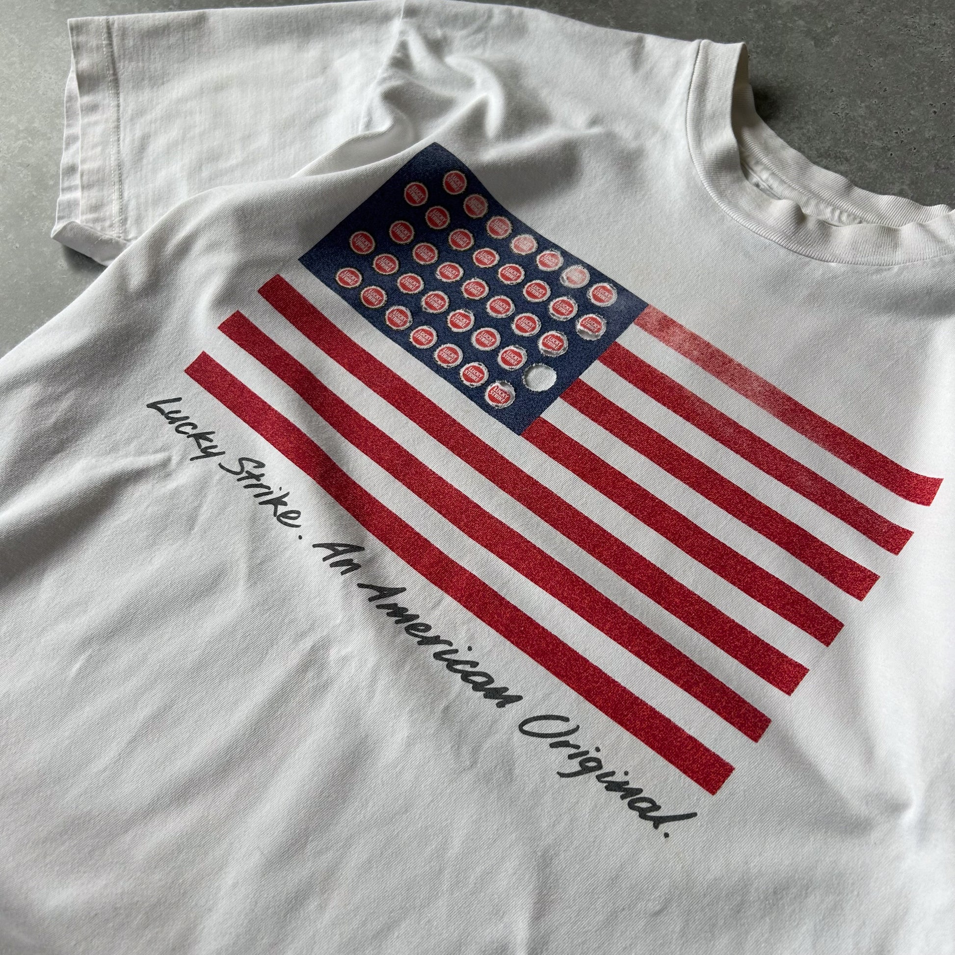 Vintage Lucky Strike American Flag Graphic T-Shirt