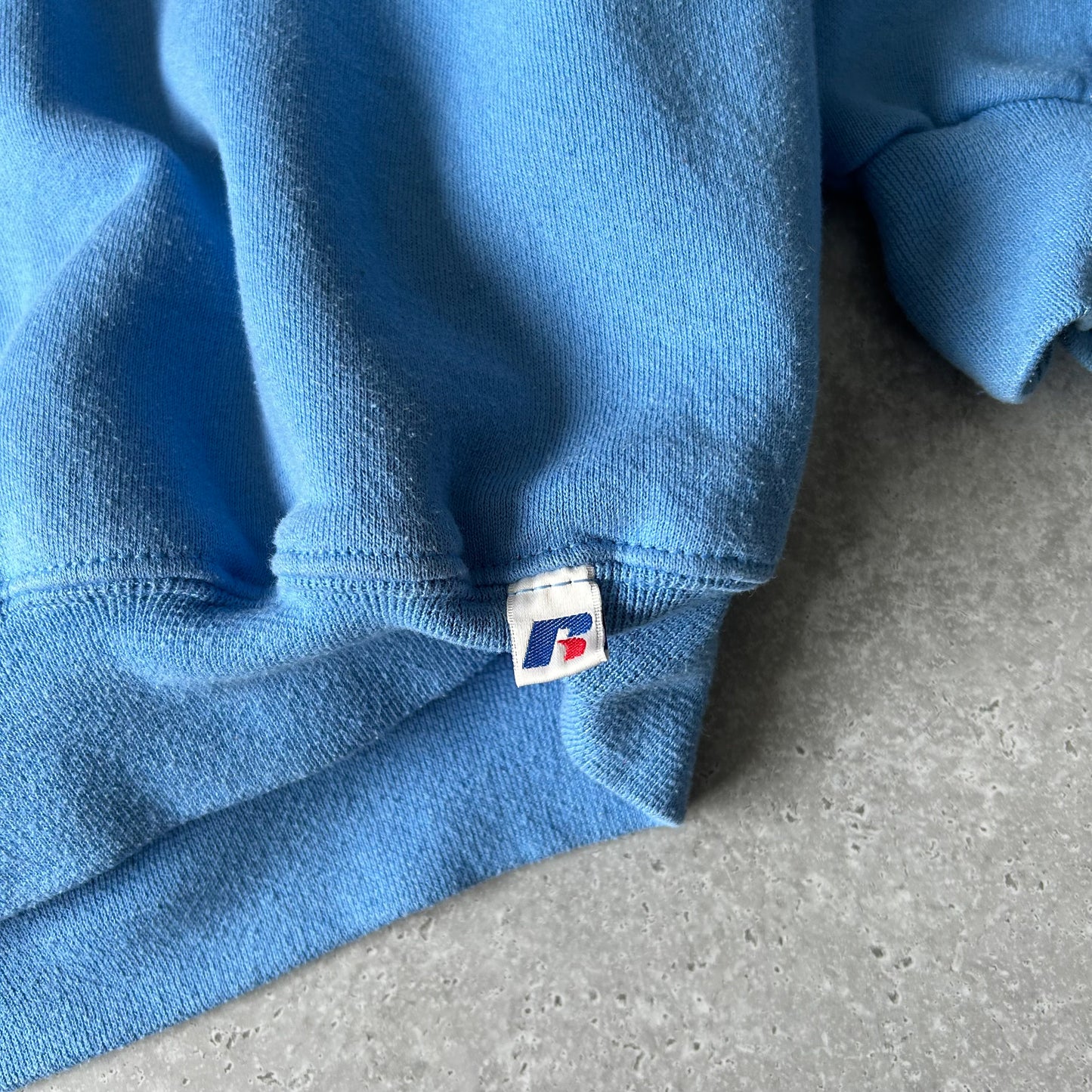 1990s - Vintage Russell Athletic Blank Sweatshirt