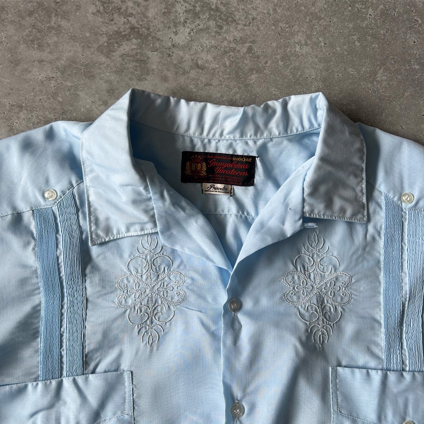 1990s - vintage blue short sleeve guayabera cuban shirt