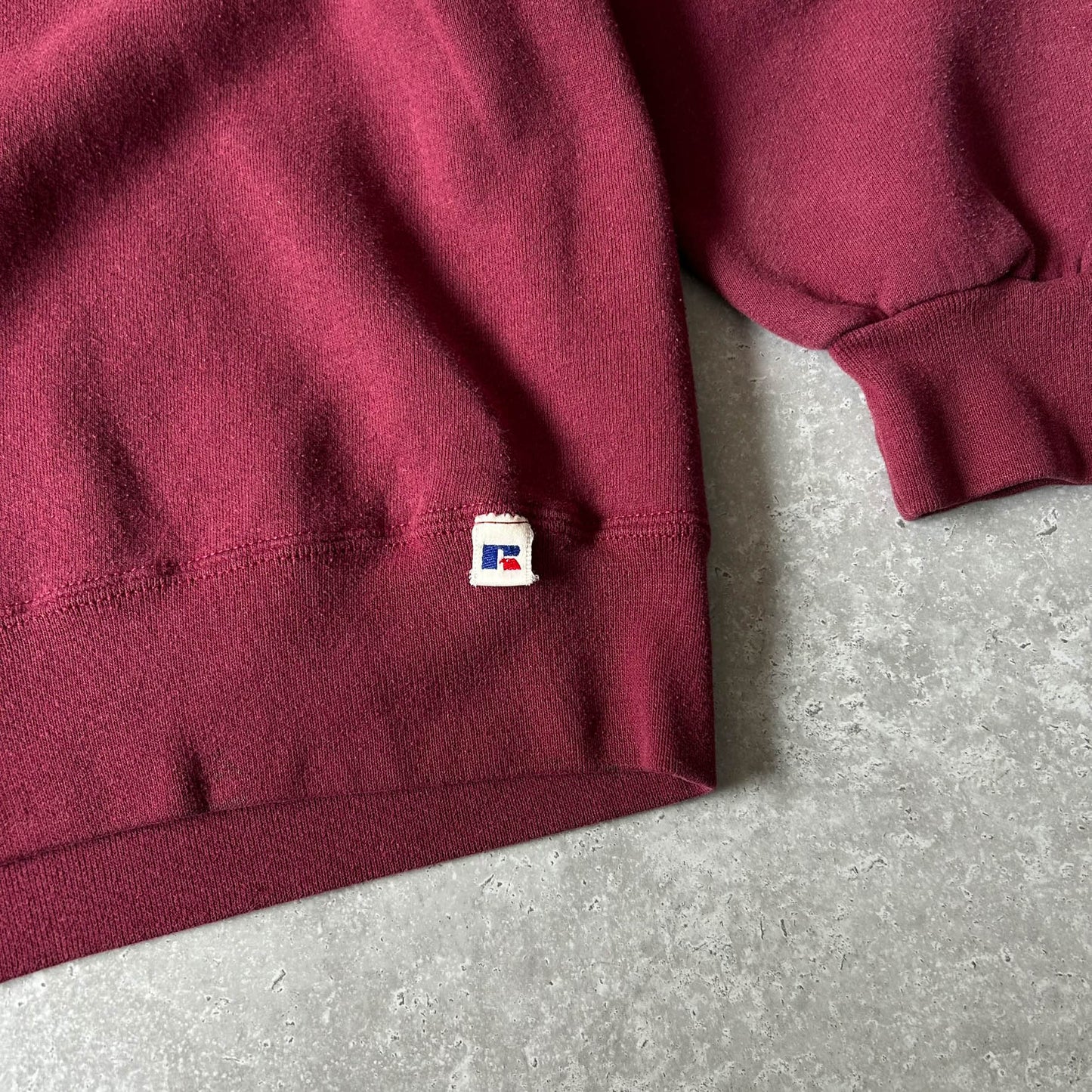 1990s - vintage russell athletic blank burgundy sweatshirt