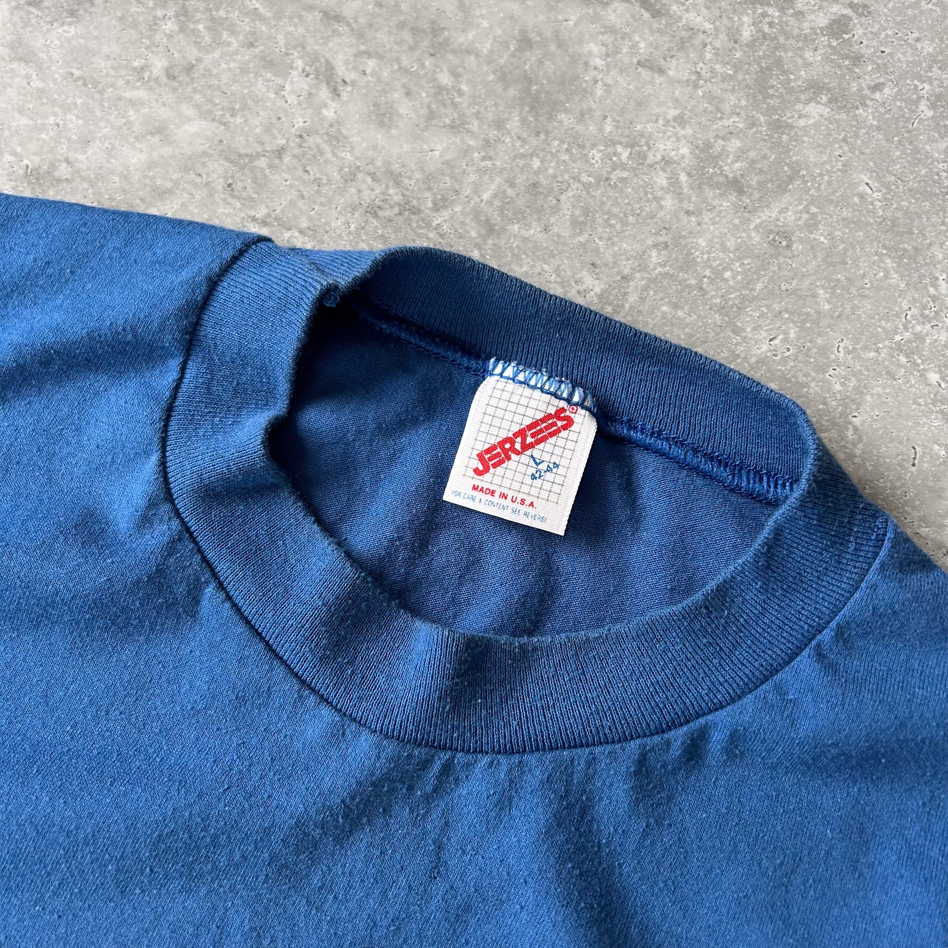 Vintage Single Stitch 1985 Jerzees Trout Fishing Graphic T-Shirt (Made in USA)