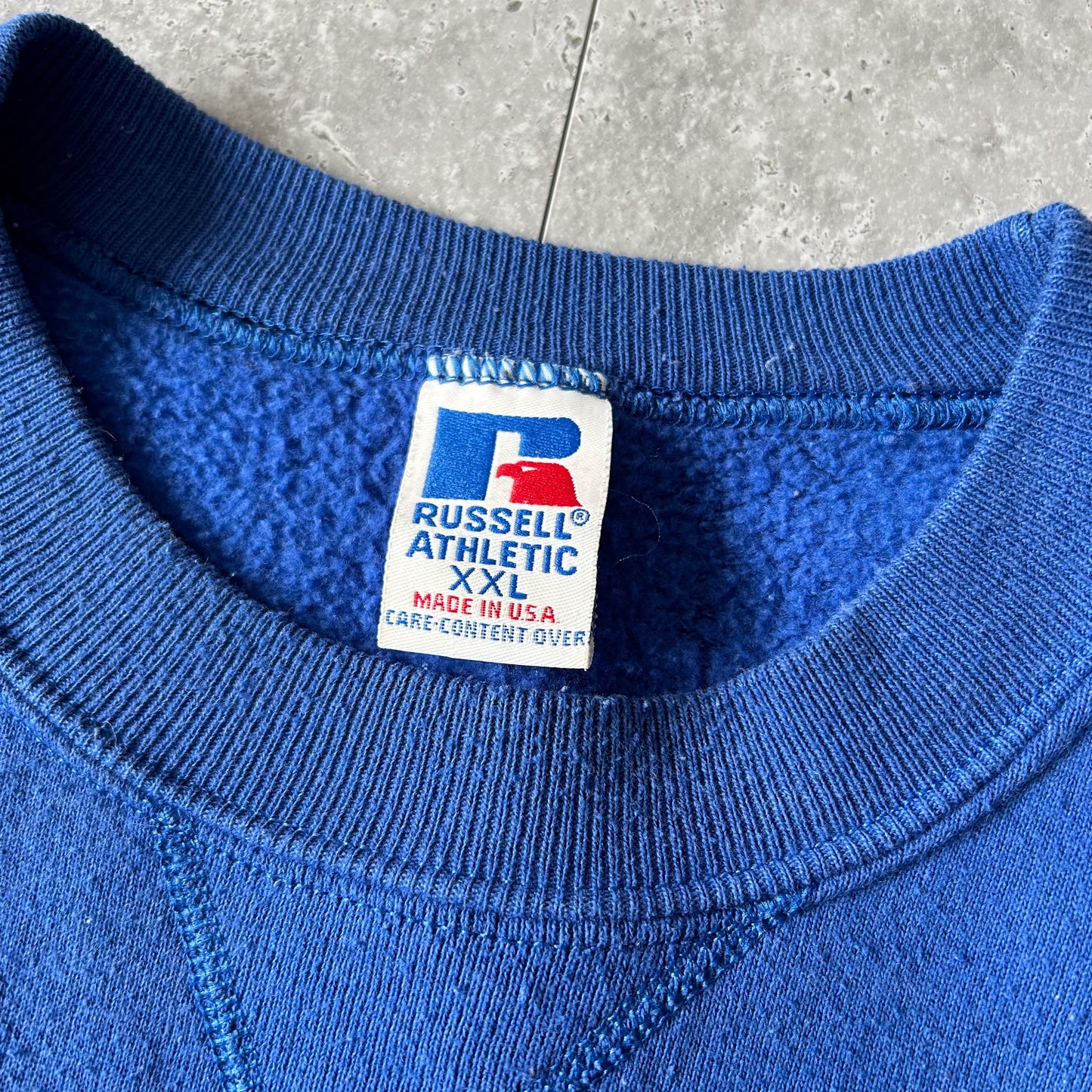 1990s - vintage russell athletic royal blue crewneck