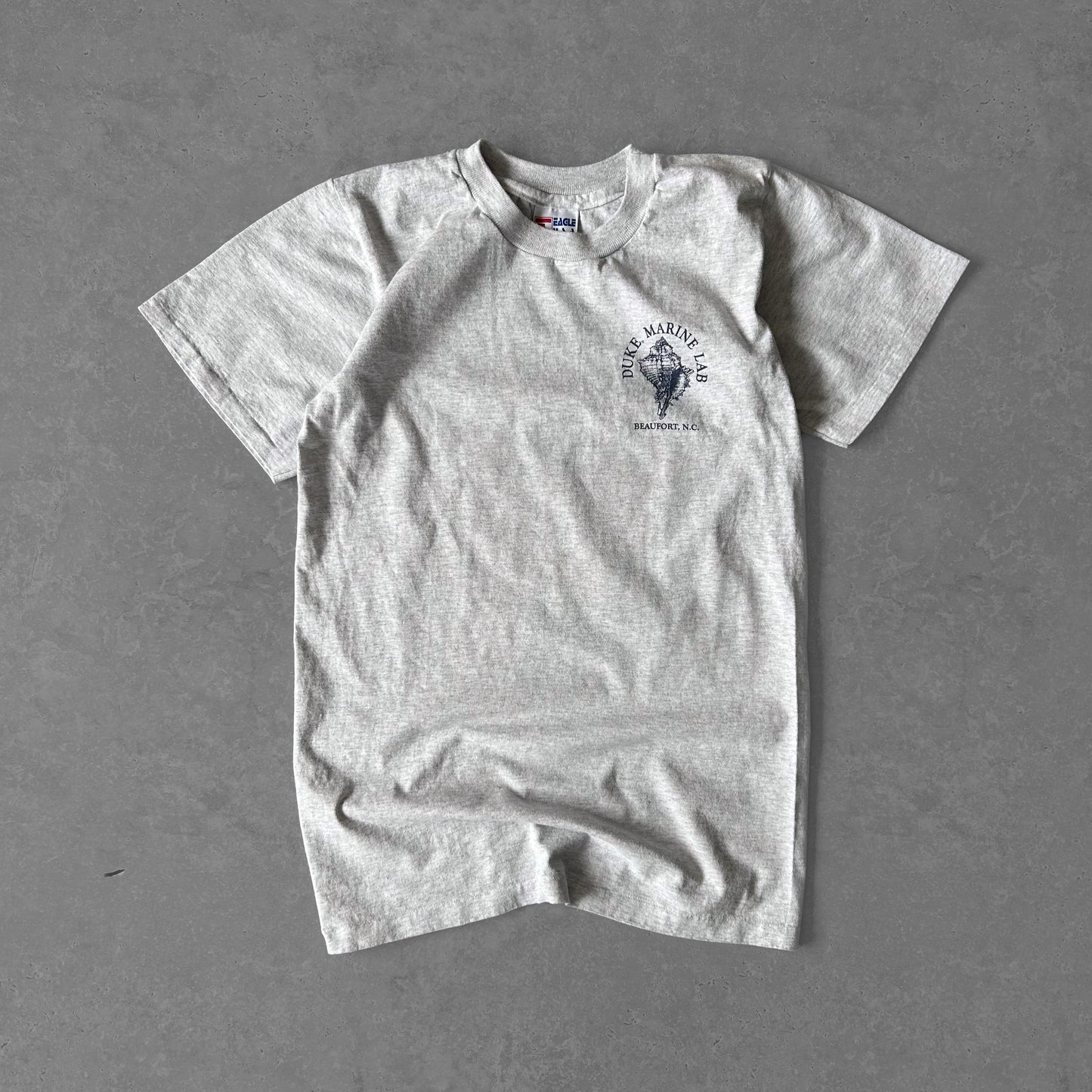 Vintage Eagle USA Duke Marine Lab Beaufort, NC Graphic T-Shirt