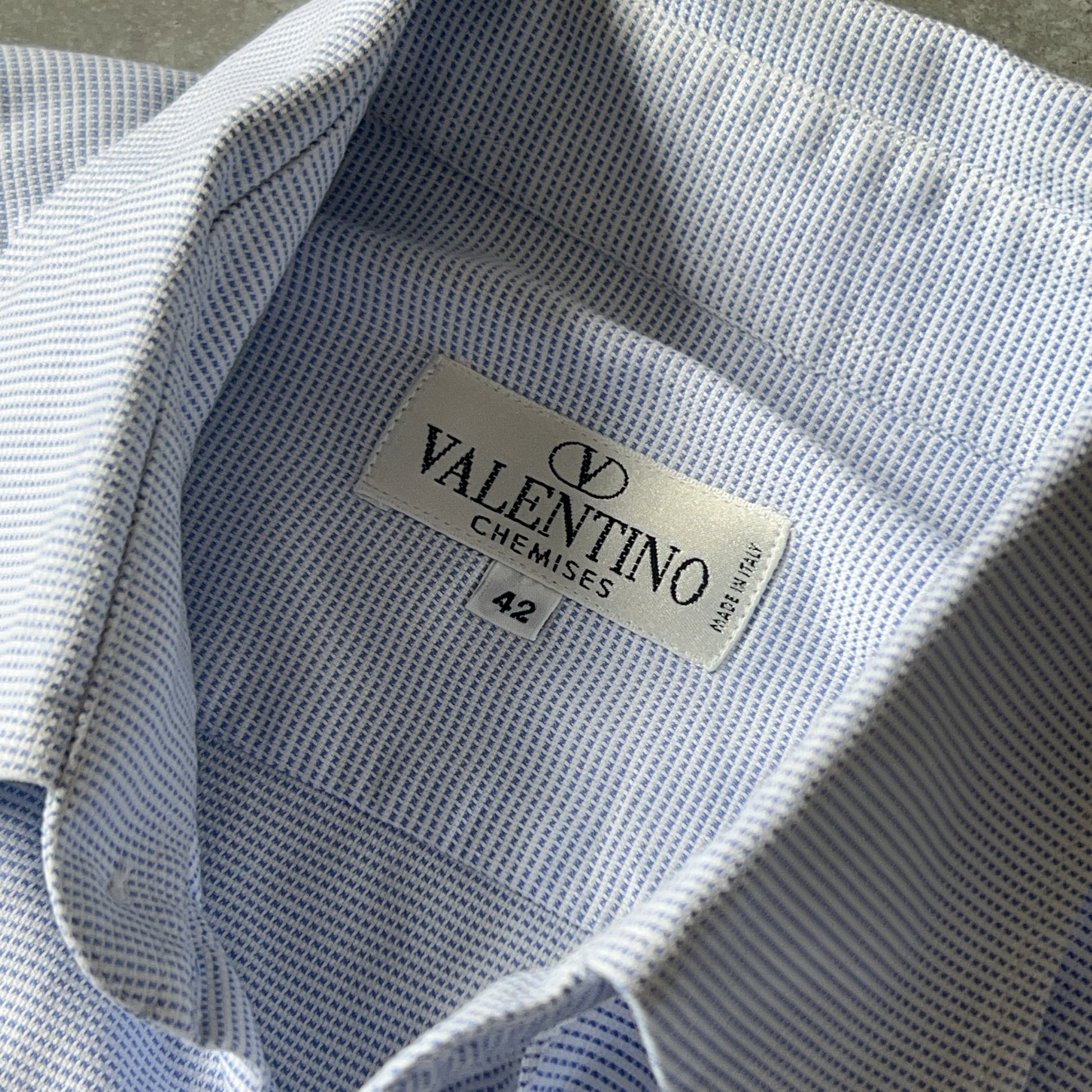 Pre Loved Men's Valentino Chemises Shirt