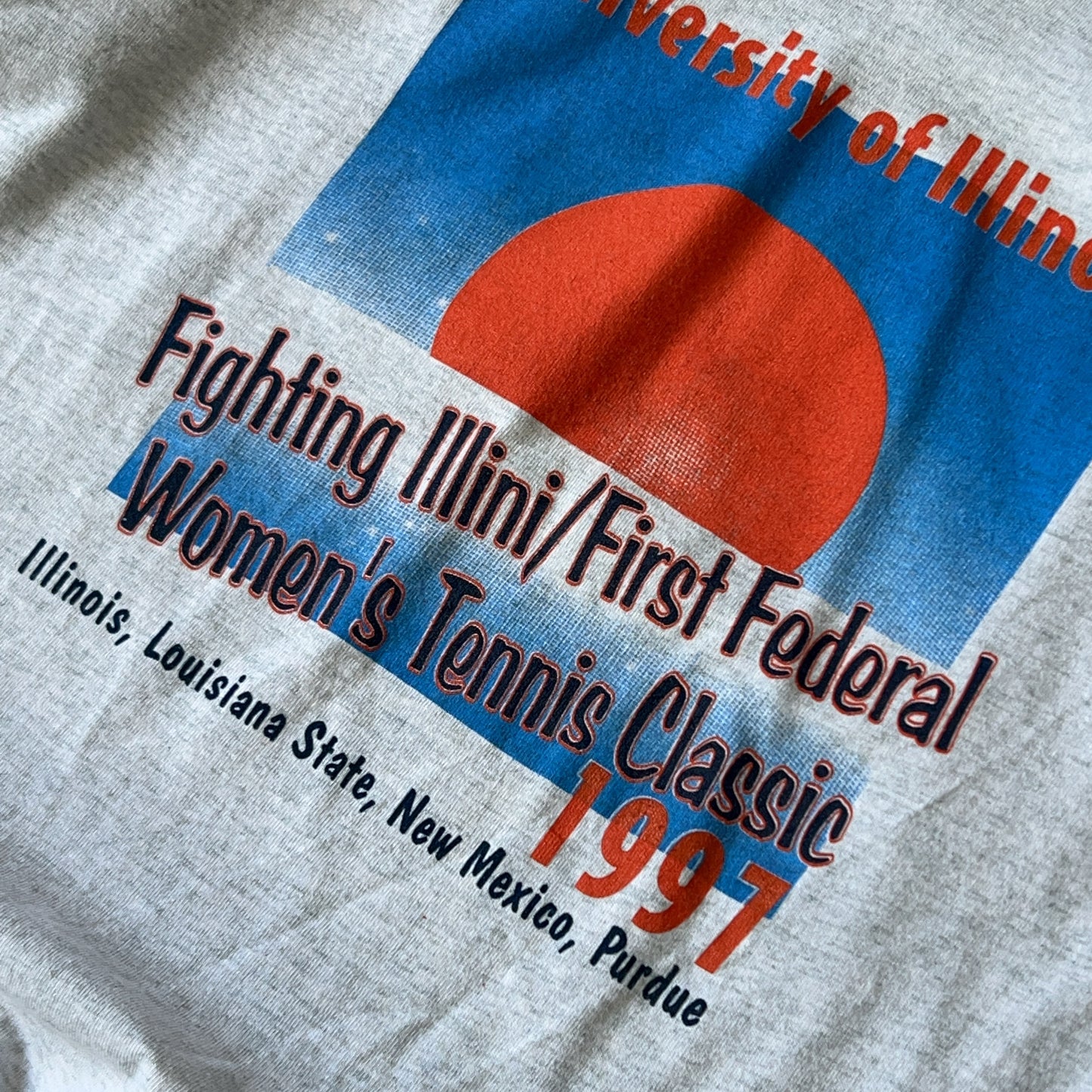 Vintage Men's Single Stitch Fruit Of The Loom University of Illinois Fighting Illini Women's Tennis Classic Tee