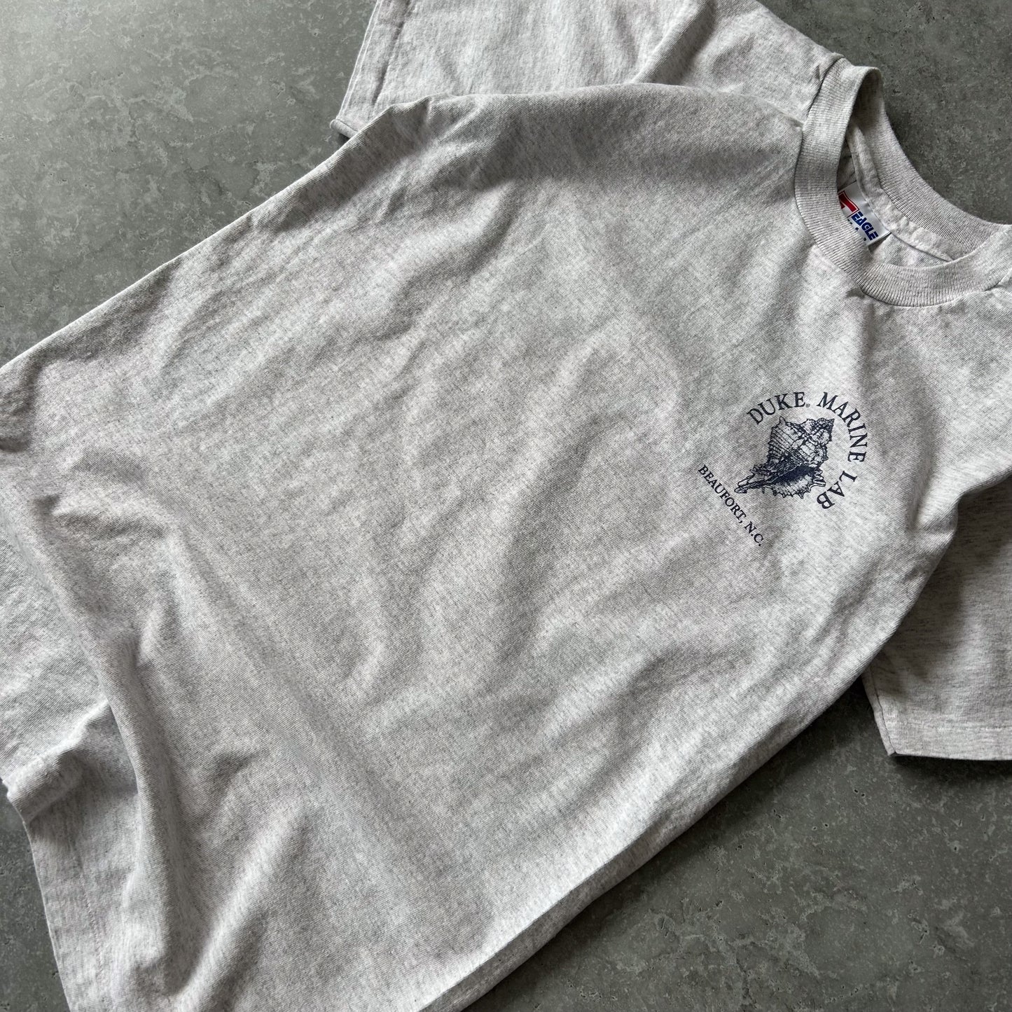Vintage Eagle USA Duke Marine Lab Beaufort, NC Graphic T-Shirt