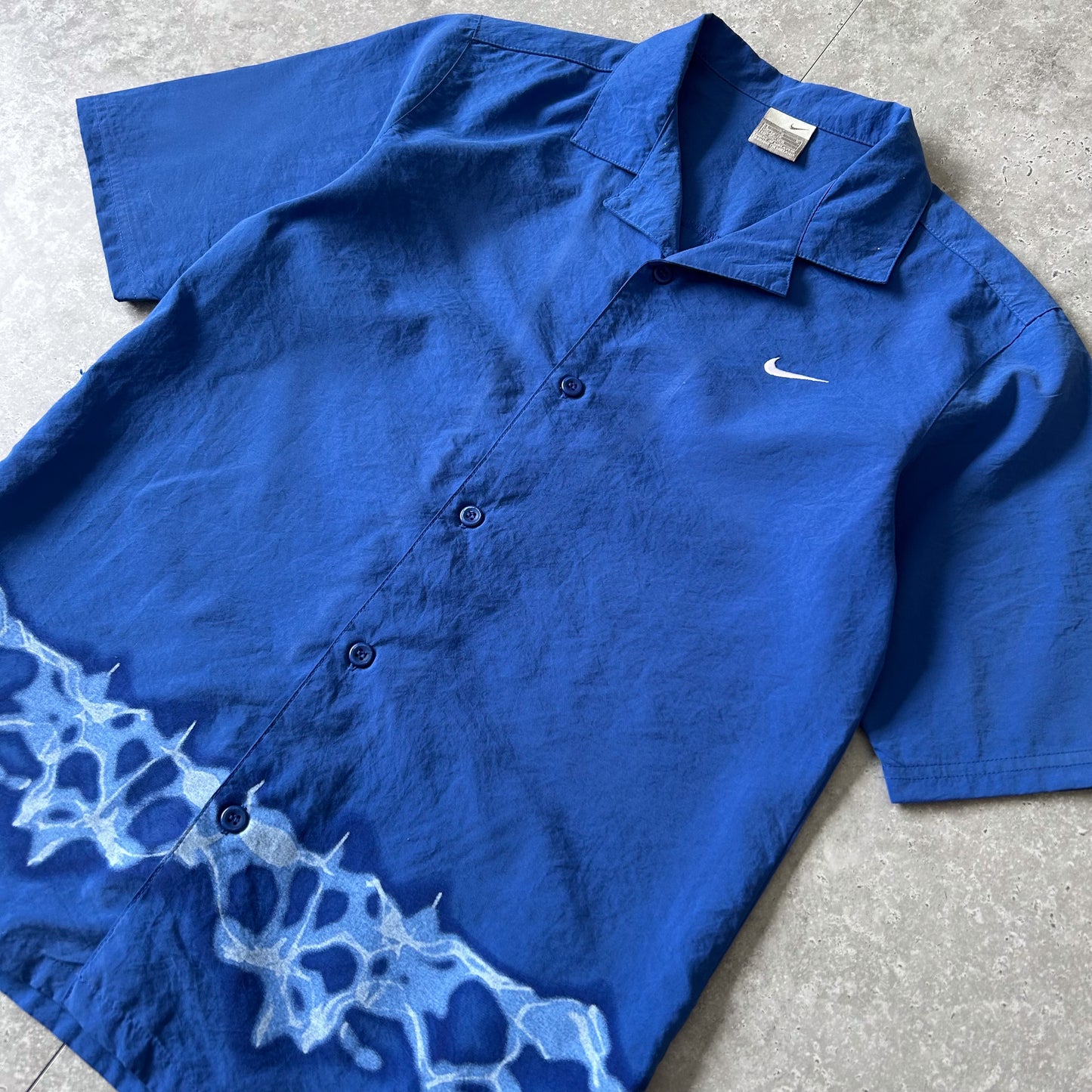vintage y2k Nike Blue Button-Up Shirt with Graphic Hem
