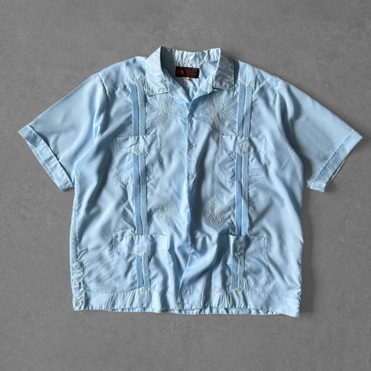 1990s - vintage blue short sleeve guayabera cuban shirt