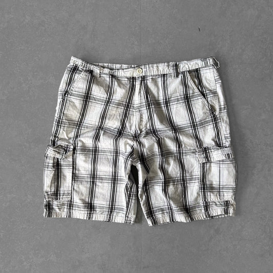 Wrangler White Plaid Cargo Shorts