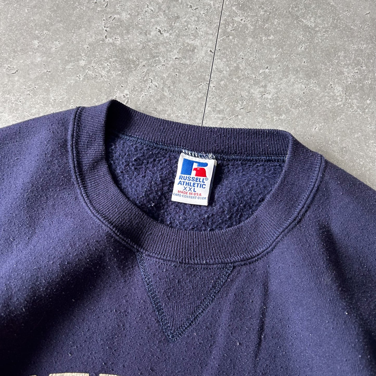 1990s - vintage russell athletic west virginia sweatshirt