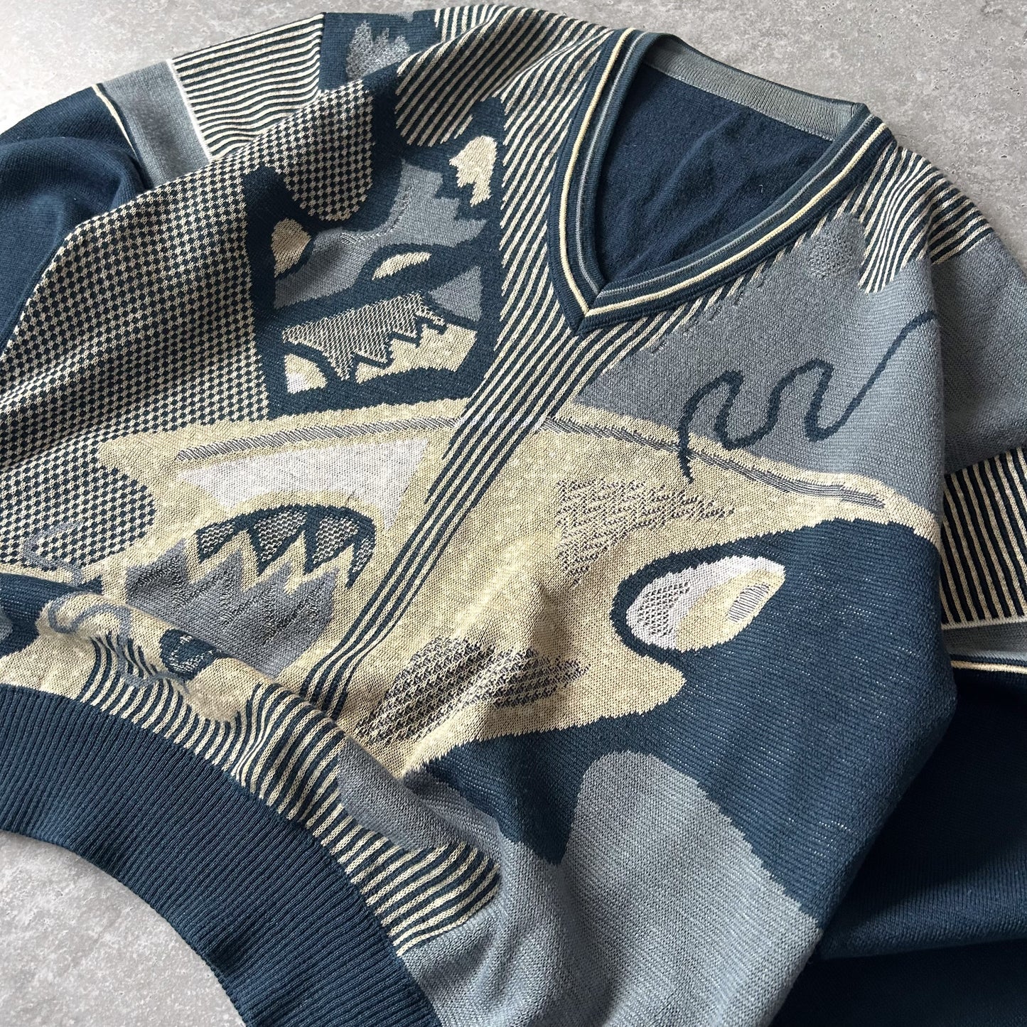 Vintage Men's British Isles Pattern Sweater