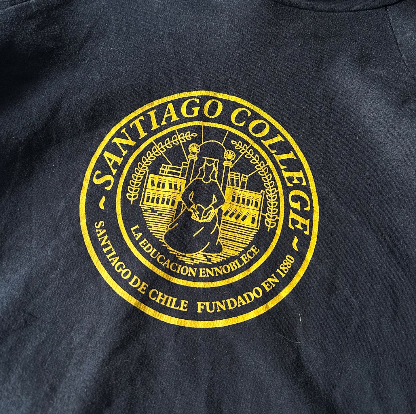 2000s - 'santiago college' graphic hoodie