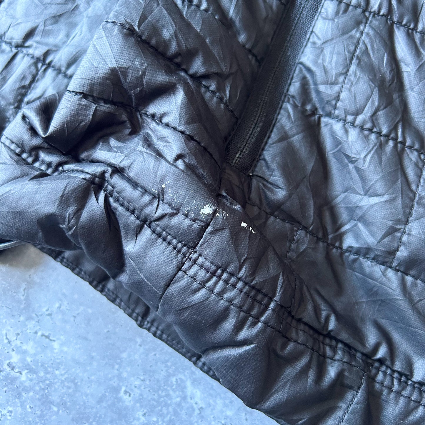 patagonia light-weight quilted primaloft insulated jacket